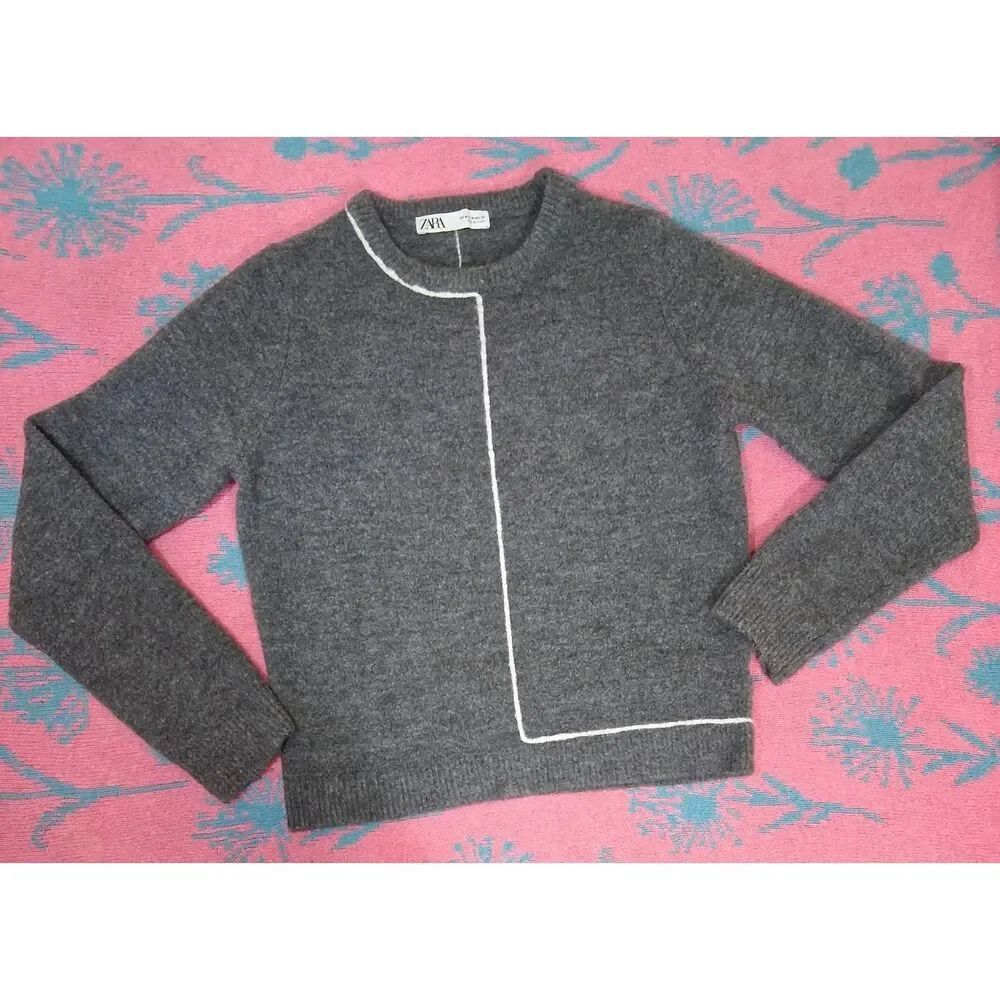 Zara womens medium gray sweater wool blend boxy soft texture preppy
